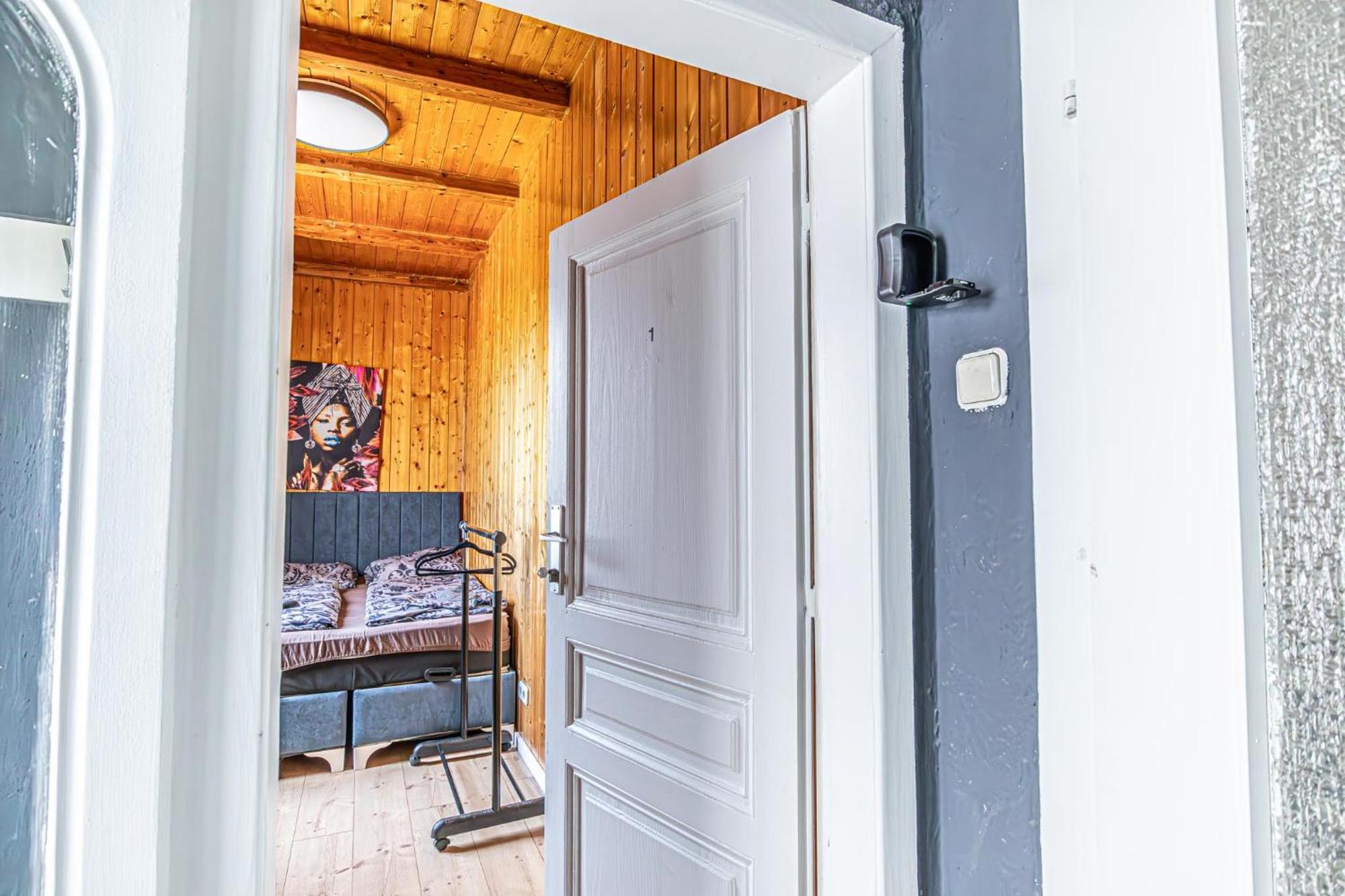 Comfy Rooms In Shared Villa With Terrace And Garden Vienna Exterior photo
